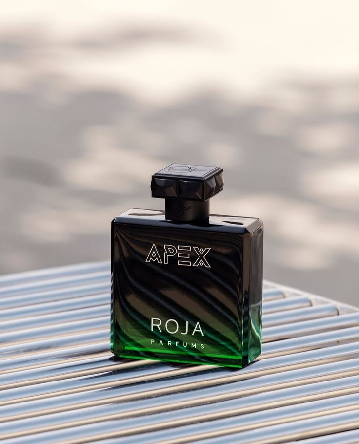 Roja Apex Parfum Κολωνία