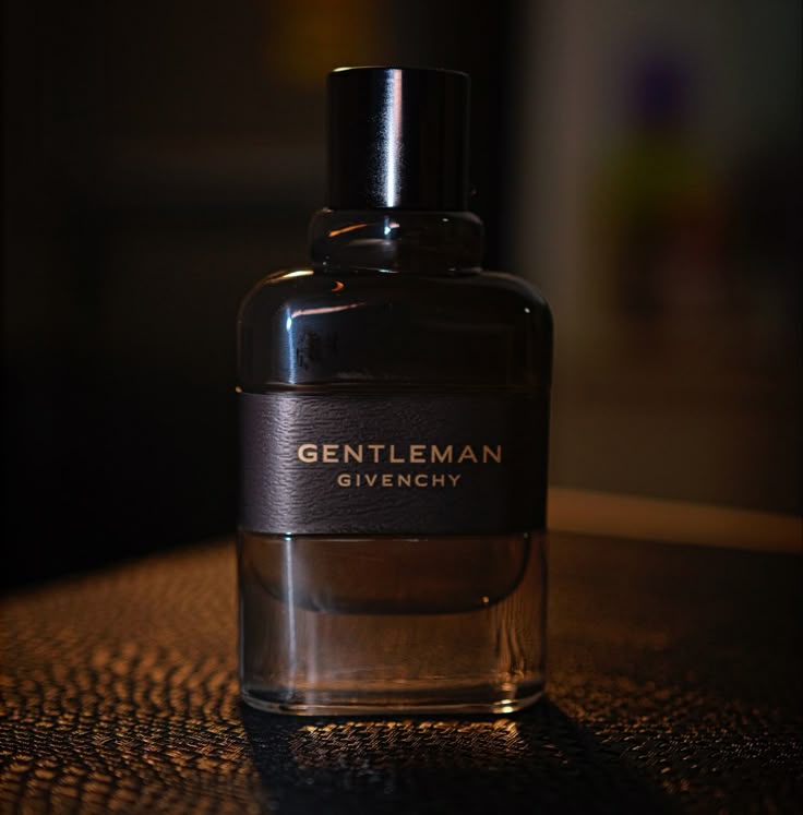 Givenchy Gentleman Boisee EDP