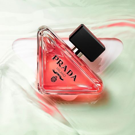 Prada Paradoxe Intense EDP
