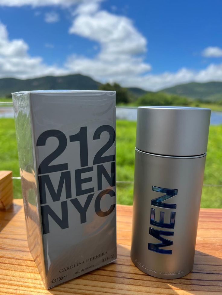 Carolina Herrera 212 Men EDT