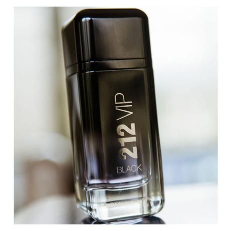 Carolina Herrera 212 VIP Black EDT